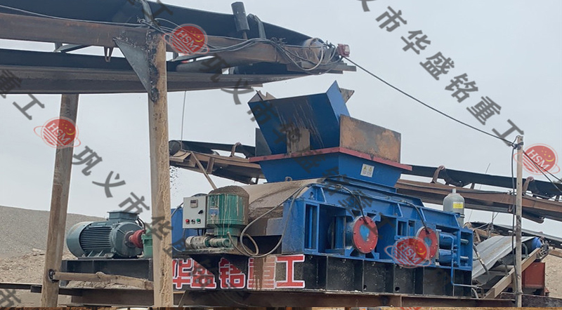 花崗巖制砂機(jī)發(fā)貨現(xiàn)場